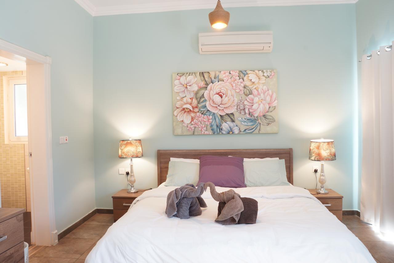 Behlys Boutique Hotell Muscat Exteriör bild