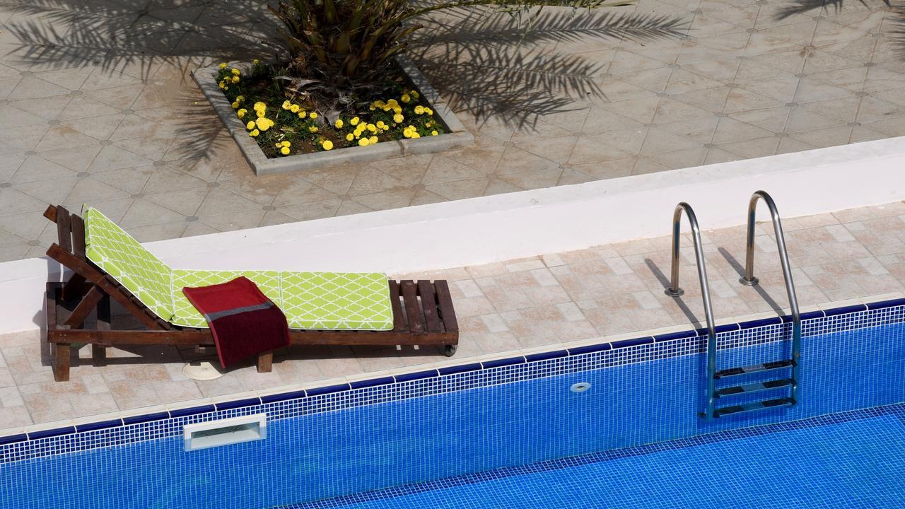 Behlys Boutique Hotell Muscat Exteriör bild